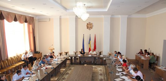 Ministerul Educației, Culturii și Cercetării al Republicii Moldova și 9 autorități ale administrației publice locale de nivelul II au semnat marți, 14 noiembrie curent, acorduri de parteneriat privind dezvoltarea Centrelor de Tineret. Concurs Coop Déc Projet 2018