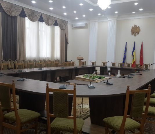 Vicepreședintele raionului Hîncești, Vera TANASE -PATRAȘCU la Adunarea Generală a Asociaţiei ,,Euroregiunea Siret-Prut-Nistru”. sala şedinţe Constantin Stere