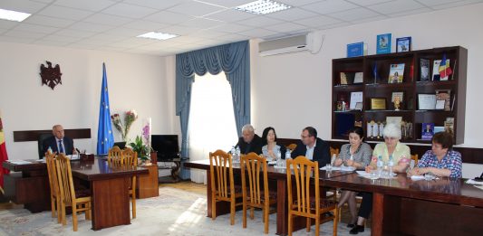 Ședința operativă cu șefii de direcții și secții a Consiliului Raional