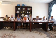 Ședința operativă cu șefii de direcții și secții a Consiliului Raional Ședința operativă cu șefii de direcții și secții a Consiliului Raional 1