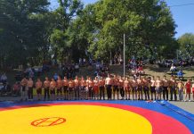 Turneul raional deschis la lupta “Trânta” cu participarea celor mai buni luptători din Republica Moldova în memoria sportivilor de profil