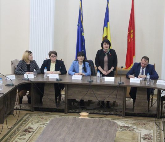 Vizita în teritoriu a dnei Viorica DUMBRĂVEANU, Ministru al Sănătății, Muncii și Protecției Sociale Vizita în teritoriu a dnei Viorica DUMBRĂVEANU