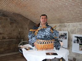 Târg la Palat – Produs de Hîncești”! IP Centrul Raional de Cultură Conacul Manuc Bey Produs de hincesti la Manuc Bey