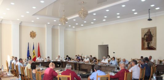 Întrunirea lunară a conducerii raionului Hîncești cu primarii localităților sedinta cu primarii