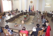 Eveniment festiv cu prilejul marcării Zilei profesionale a angajaților din învățământ