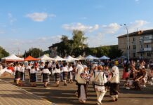 Târgul „Produs de Hîncești” și Spectacolul „Pe prispa casei părintești”–Sărbătoare a tradițiilor și produselor locale